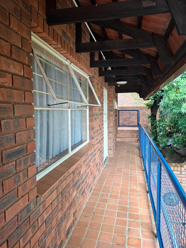 2 Bedroom Property for Sale in Windsor Gauteng