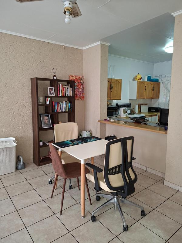 2 Bedroom Property for Sale in Windsor Gauteng