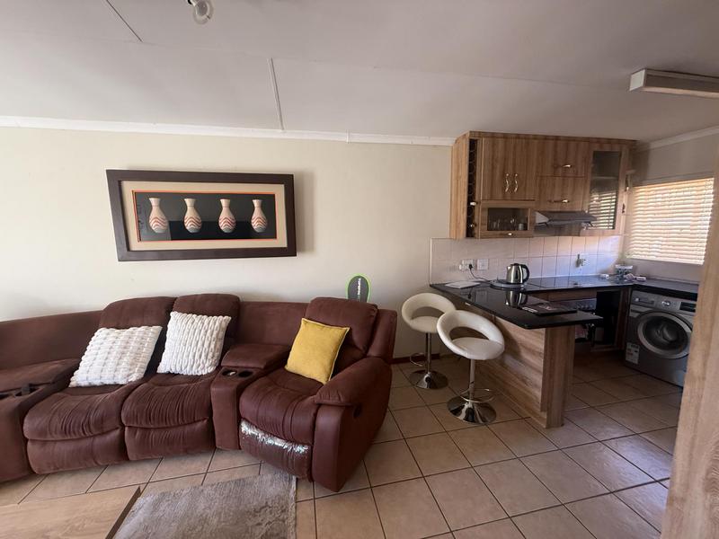 2 Bedroom Property for Sale in The Reeds Gauteng