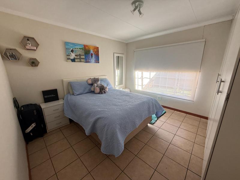 2 Bedroom Property for Sale in The Reeds Gauteng