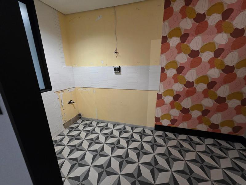 To Let Commercial Property for Rent in Faerie Glen Gauteng