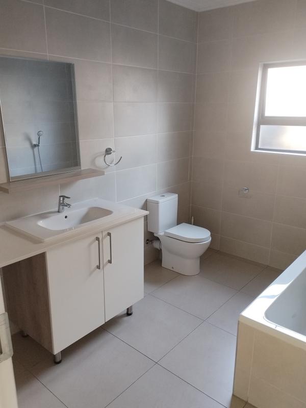 2 Bedroom Property for Sale in Edenburg Gauteng