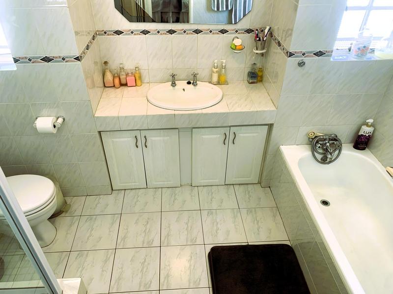 4 Bedroom Property for Sale in Parkrand Gauteng