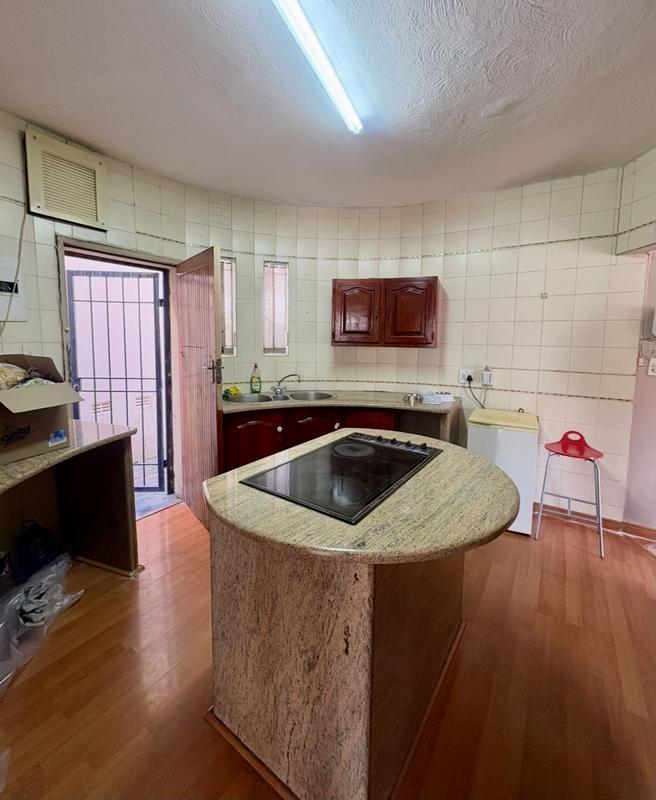 To Let 3 Bedroom Property for Rent in Corlett Gardens Gauteng