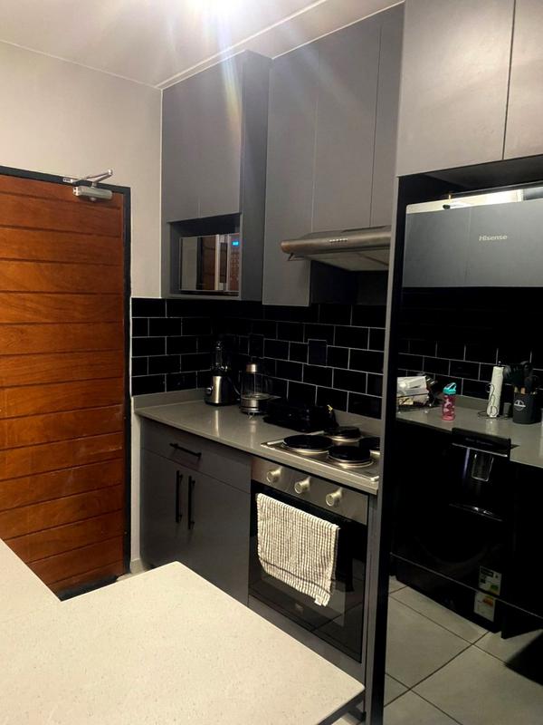 2 Bedroom Property for Sale in Fleurhof Gauteng
