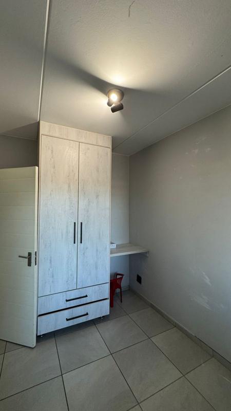 2 Bedroom Property for Sale in Fleurhof Gauteng