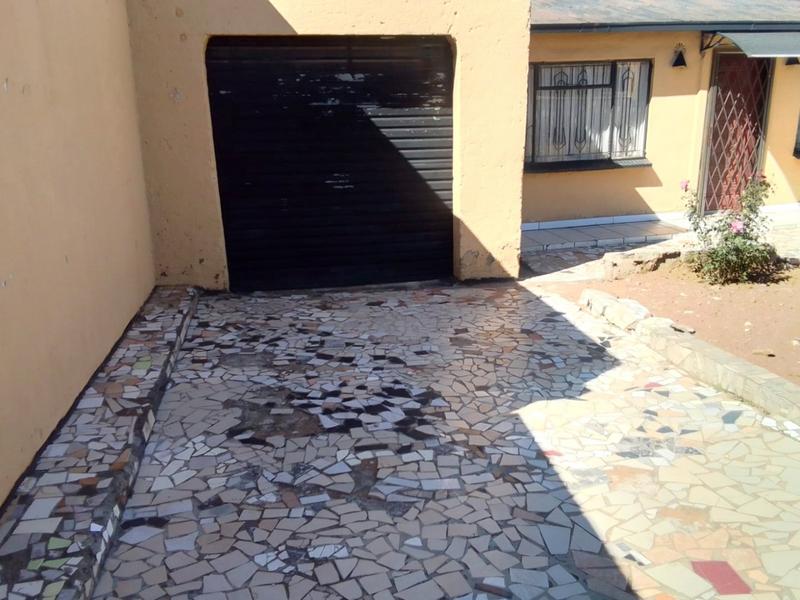 1 Bedroom Property for Sale in Orlando Gauteng