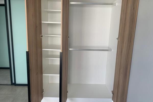 To Let 2 Bedroom Property for Rent in Waterfall Gauteng