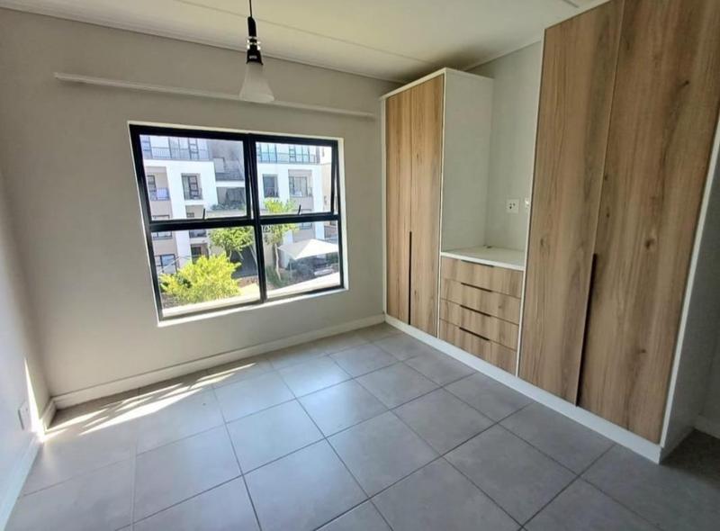 To Let 2 Bedroom Property for Rent in Waterfall Gauteng