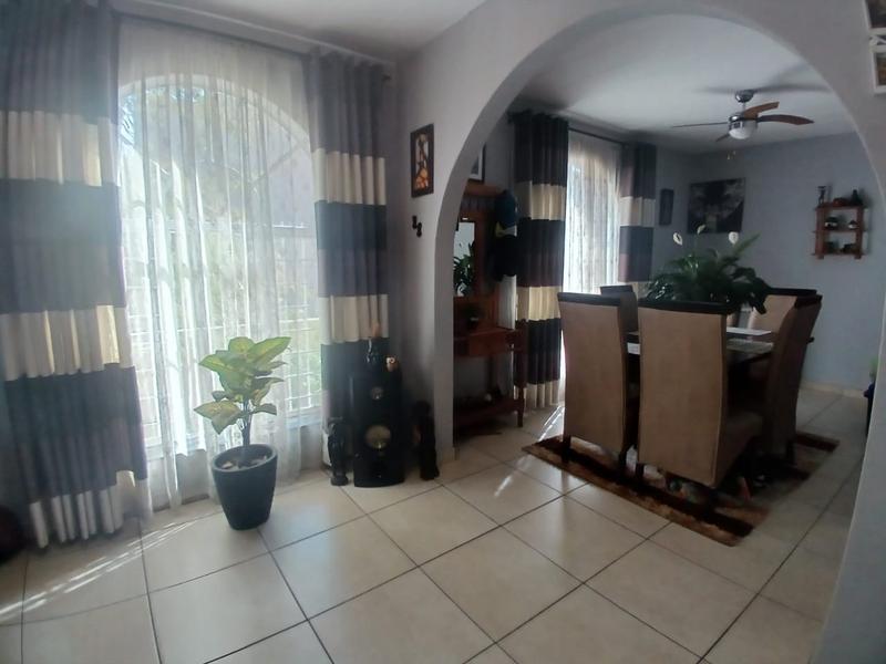 2 Bedroom Property for Sale in South Crest Gauteng