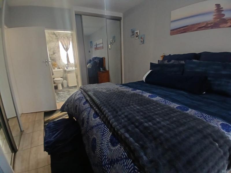 2 Bedroom Property for Sale in South Crest Gauteng