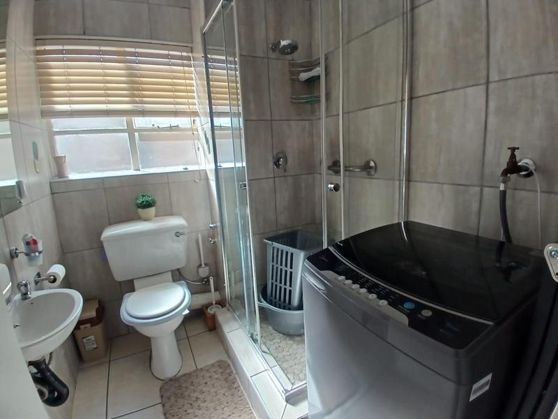 2 Bedroom Property for Sale in South Crest Gauteng