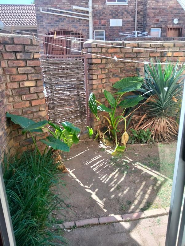 3 Bedroom Property for Sale in Birchleigh North Gauteng