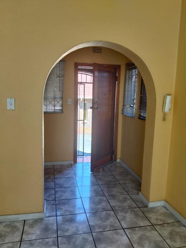 3 Bedroom Property for Sale in Birchleigh North Gauteng
