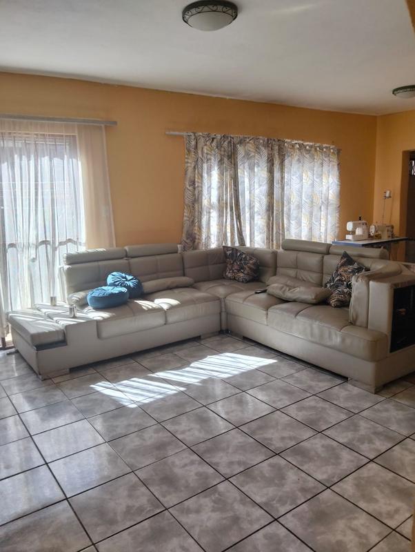 3 Bedroom Property for Sale in Birchleigh North Gauteng