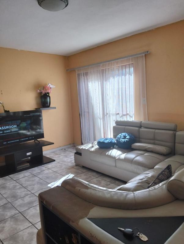 3 Bedroom Property for Sale in Birchleigh North Gauteng