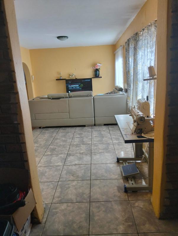 3 Bedroom Property for Sale in Birchleigh North Gauteng