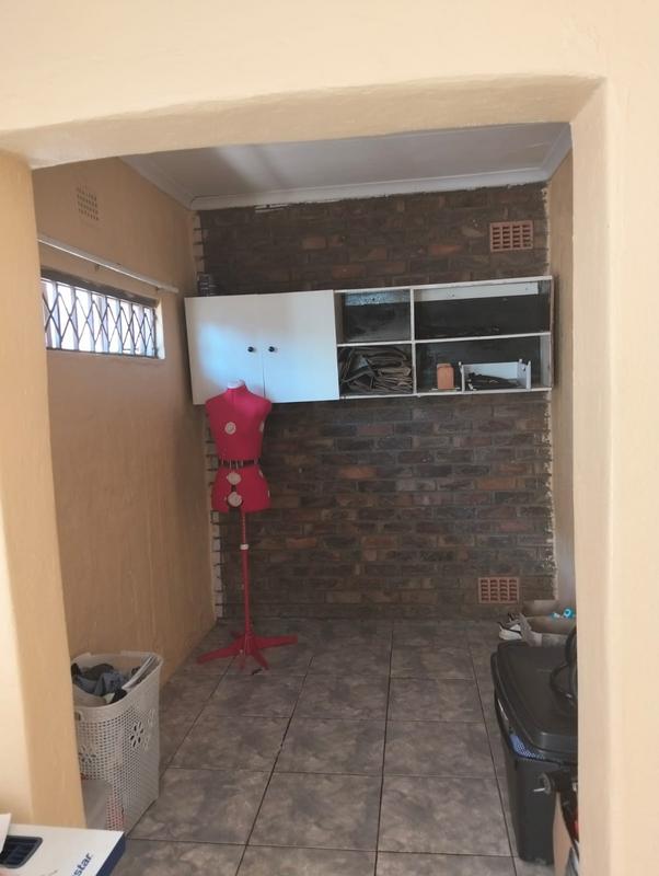 3 Bedroom Property for Sale in Birchleigh North Gauteng