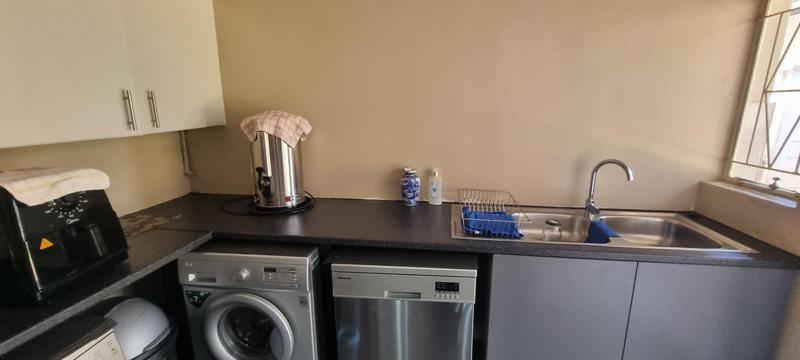 6 Bedroom Property for Sale in Eldoraigne Gauteng