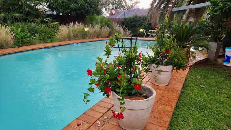 6 Bedroom Property for Sale in Eldoraigne Gauteng