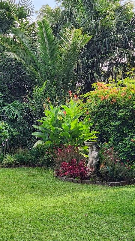 6 Bedroom Property for Sale in Eldoraigne Gauteng