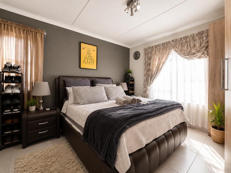 To Let 1 Bedroom Property for Rent in Modderfontein Gauteng