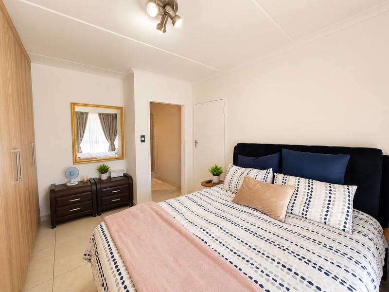 1 Bedroom Property for Sale in Modderfontein Gauteng