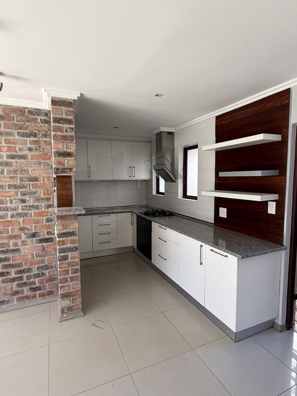 3 Bedroom Property for Sale in Bryanston Gauteng