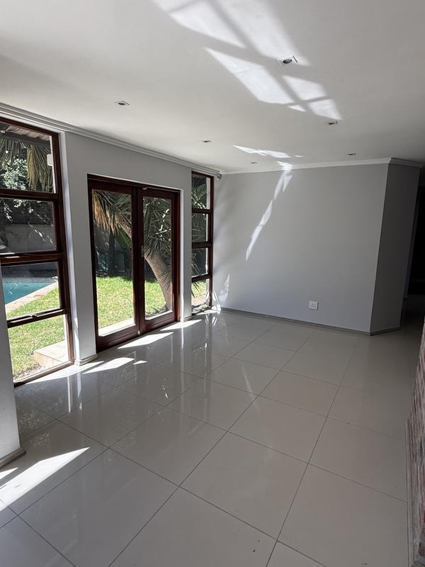 3 Bedroom Property for Sale in Bryanston Gauteng