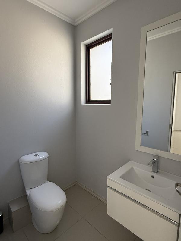 3 Bedroom Property for Sale in Bryanston Gauteng