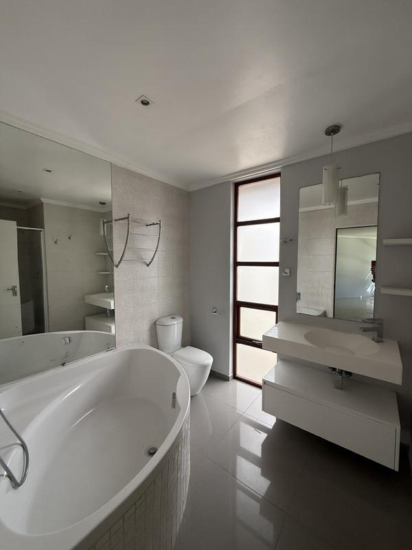 3 Bedroom Property for Sale in Bryanston Gauteng