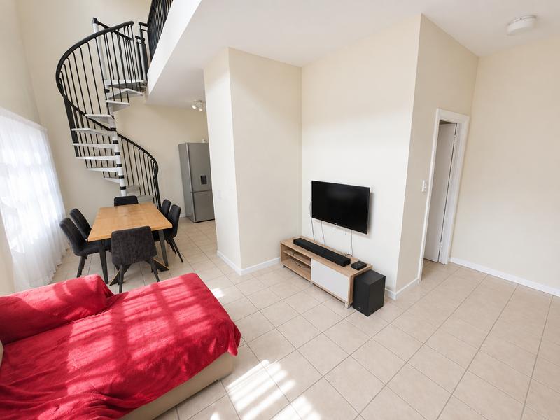 1 Bedroom Property for Sale in Pineslopes Gauteng