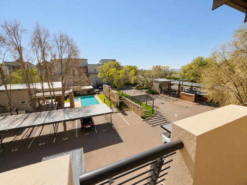 1 Bedroom Property for Sale in Pineslopes Gauteng