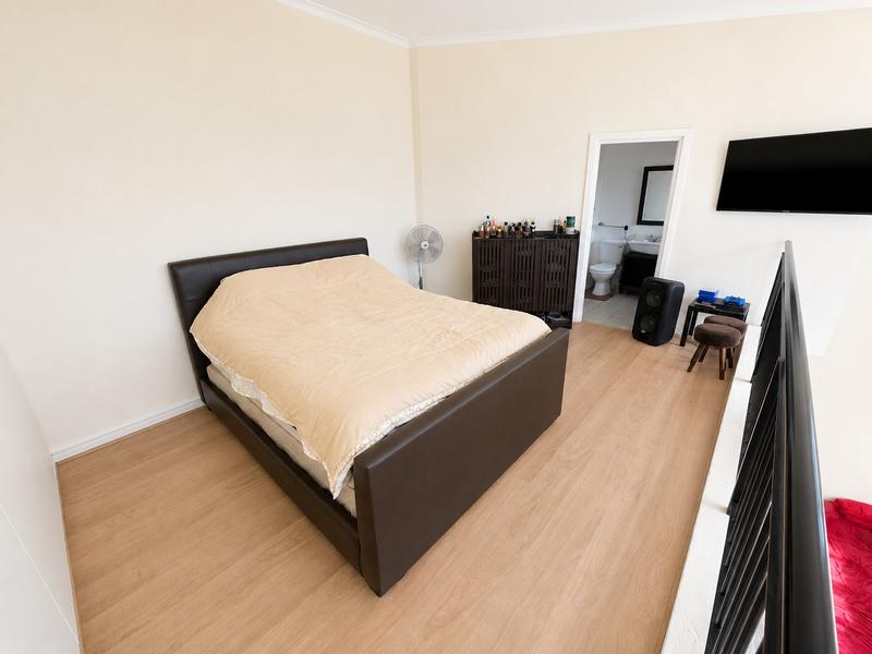 1 Bedroom Property for Sale in Pineslopes Gauteng