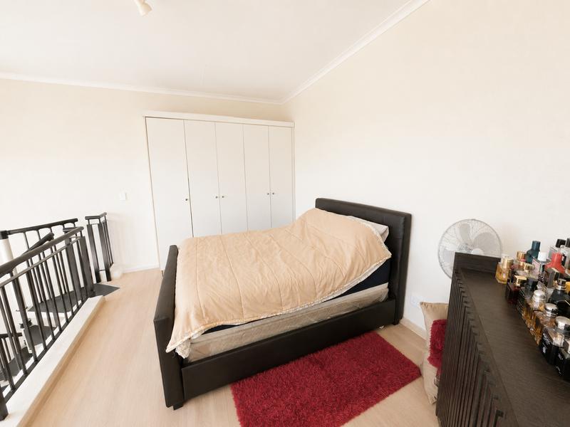 1 Bedroom Property for Sale in Pineslopes Gauteng