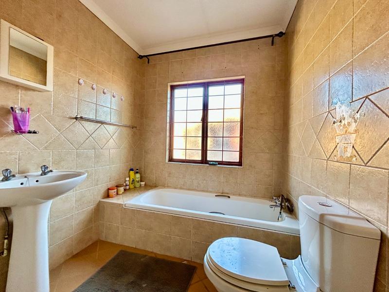3 Bedroom Property for Sale in Heatherview Gauteng