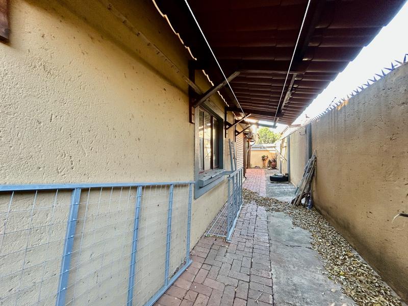 3 Bedroom Property for Sale in Heatherview Gauteng