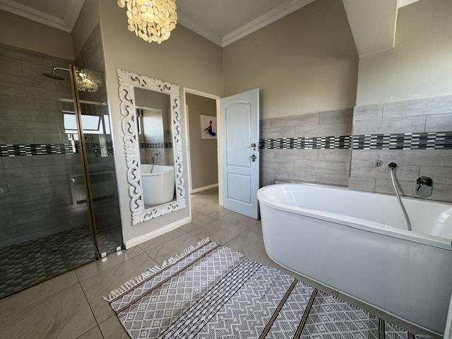 3 Bedroom Property for Sale in Midstream Hill Gauteng