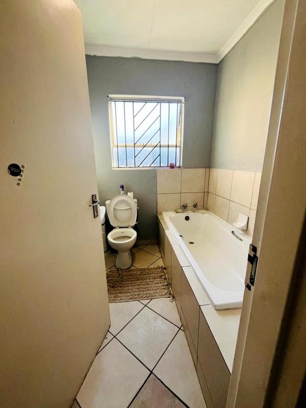 3 Bedroom Property for Sale in Cosmo City Gauteng