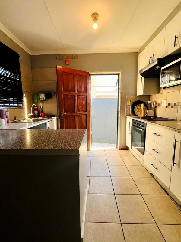 3 Bedroom Property for Sale in Cosmo City Gauteng