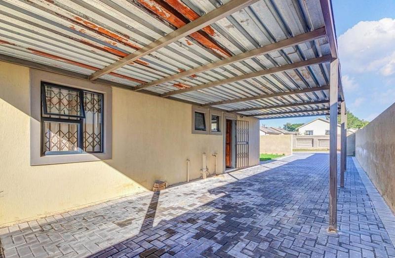 3 Bedroom Property for Sale in Riverbend AH Gauteng
