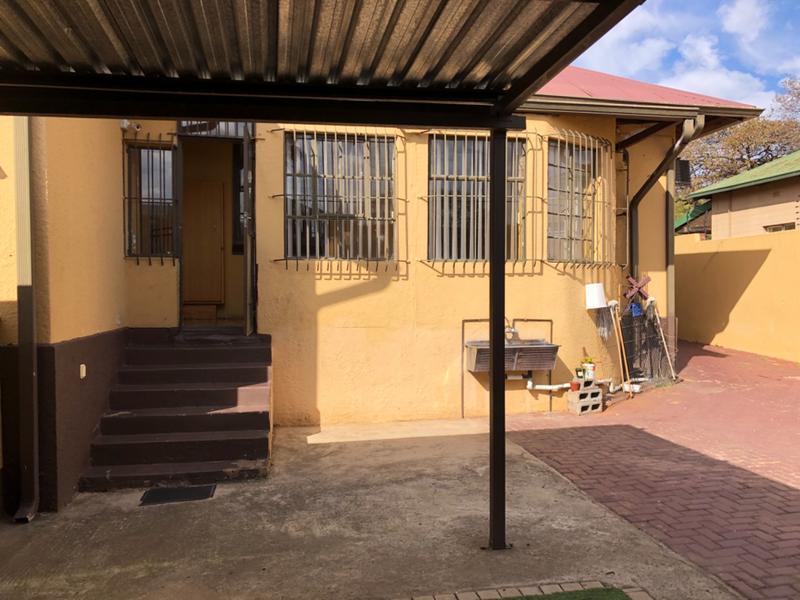 6 Bedroom Property for Sale in Kensington Gauteng