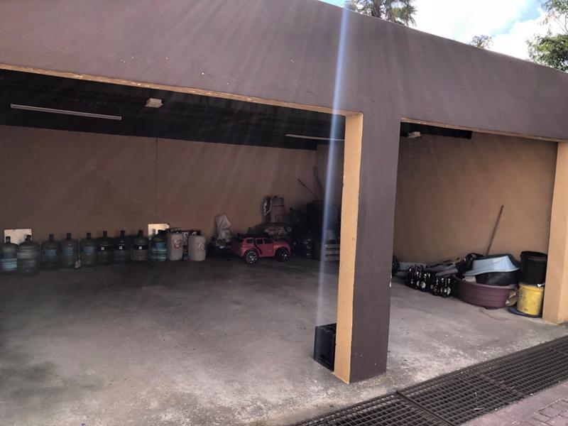 6 Bedroom Property for Sale in Kensington Gauteng