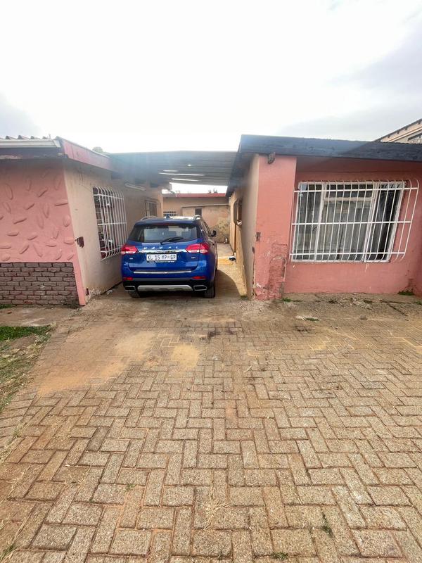 11 Bedroom Property for Sale in Westonaria Gauteng