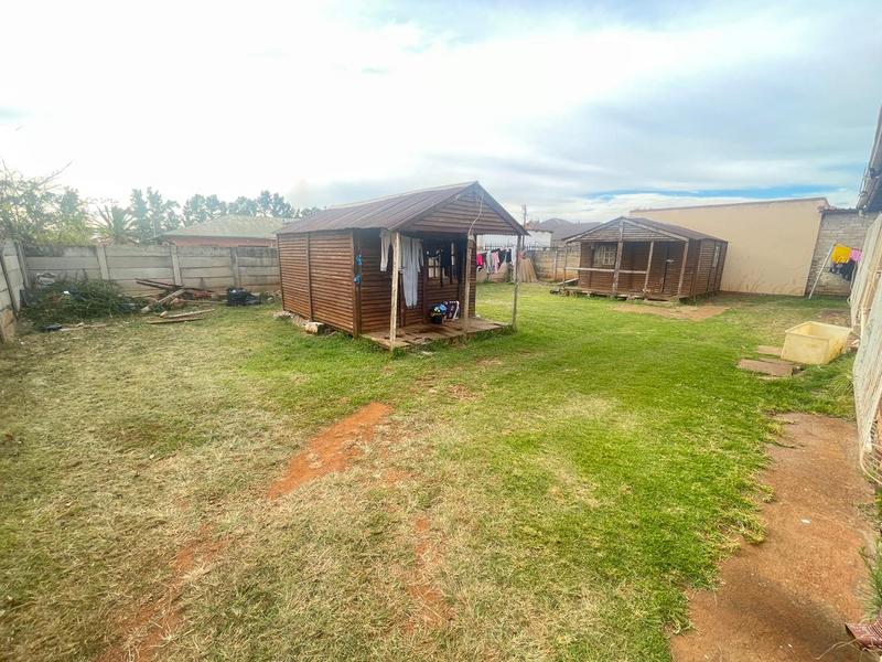 11 Bedroom Property for Sale in Westonaria Gauteng