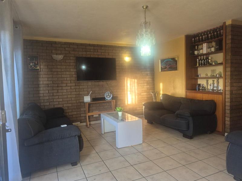 4 Bedroom Property for Sale in Ennerdale Gauteng