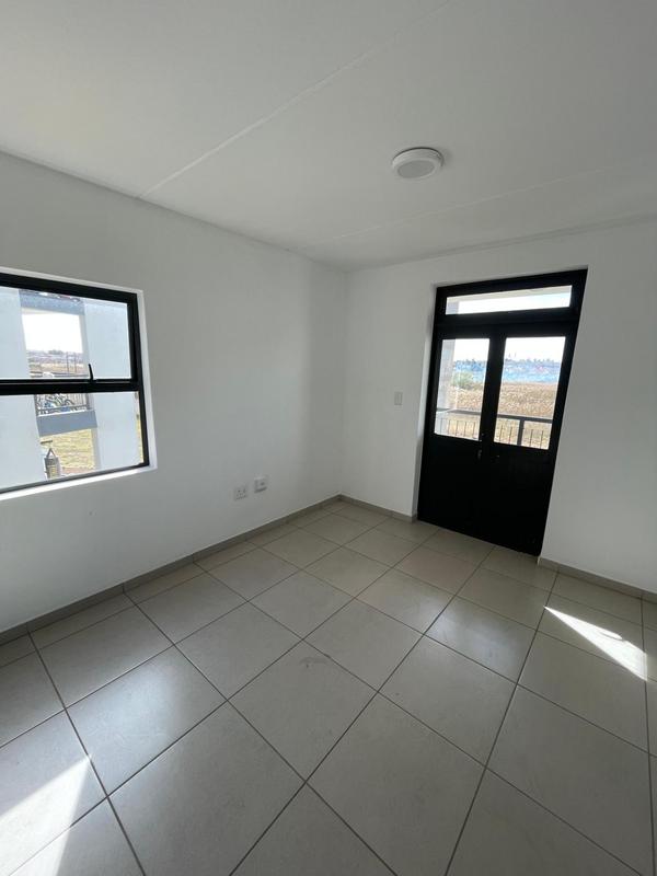 1 Bedroom Property for Sale in Protea Glen Gauteng