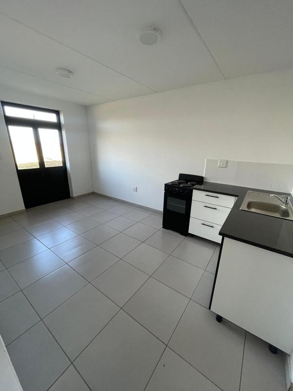 2 Bedroom Property for Sale in Protea Glen Gauteng