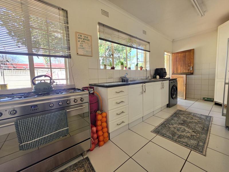 3 Bedroom Property for Sale in Brackendowns Gauteng