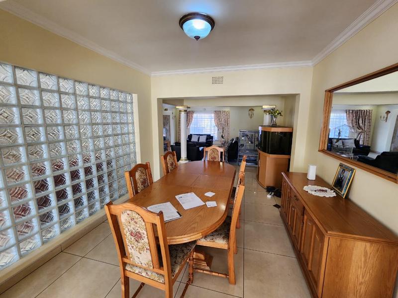 5 Bedroom Property for Sale in Brackenhurst Gauteng